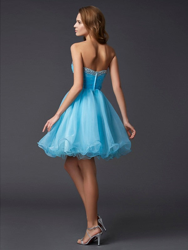 Wholesale A-Line/Princess Sweetheart Sleeveless Beading Short Tulle Homecoming Dresses